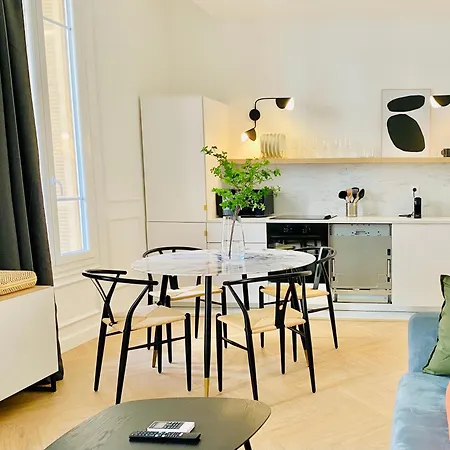 Apartment Newly Renovated With Balcony, Ac, Fiber Internet